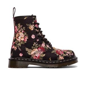 Rare Dr. Martens 1460 Rare Victorian Flowers Lace up Boots
